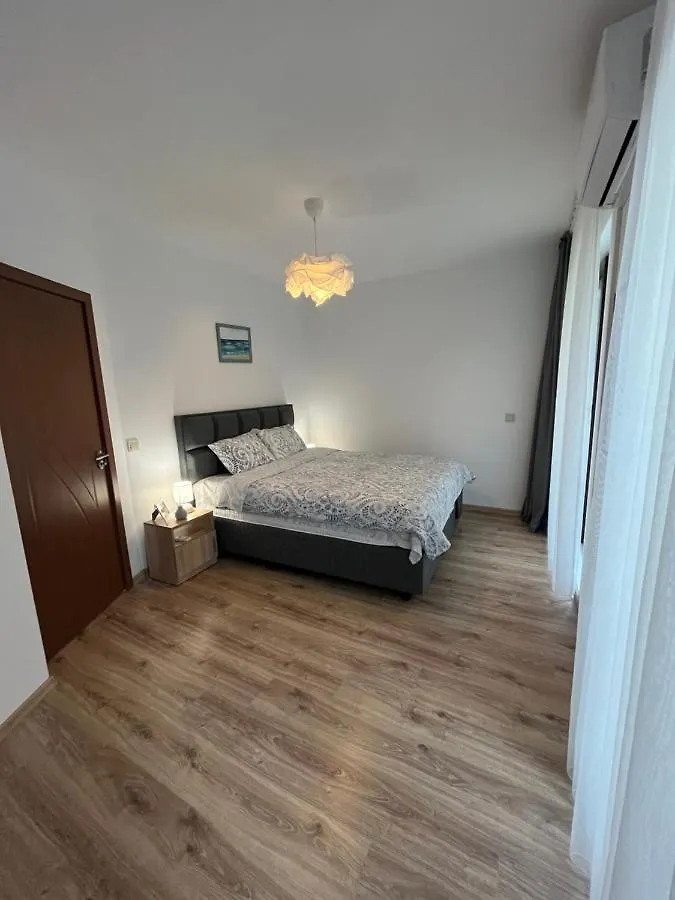 Azzurro Premium Apartment On Bulevard Bogoridi Burgas